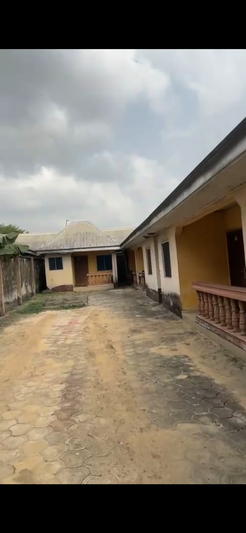 4 units of 1 bedroom flats and...