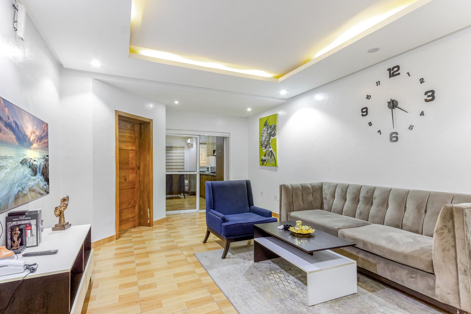 1 Bedroom Apartment